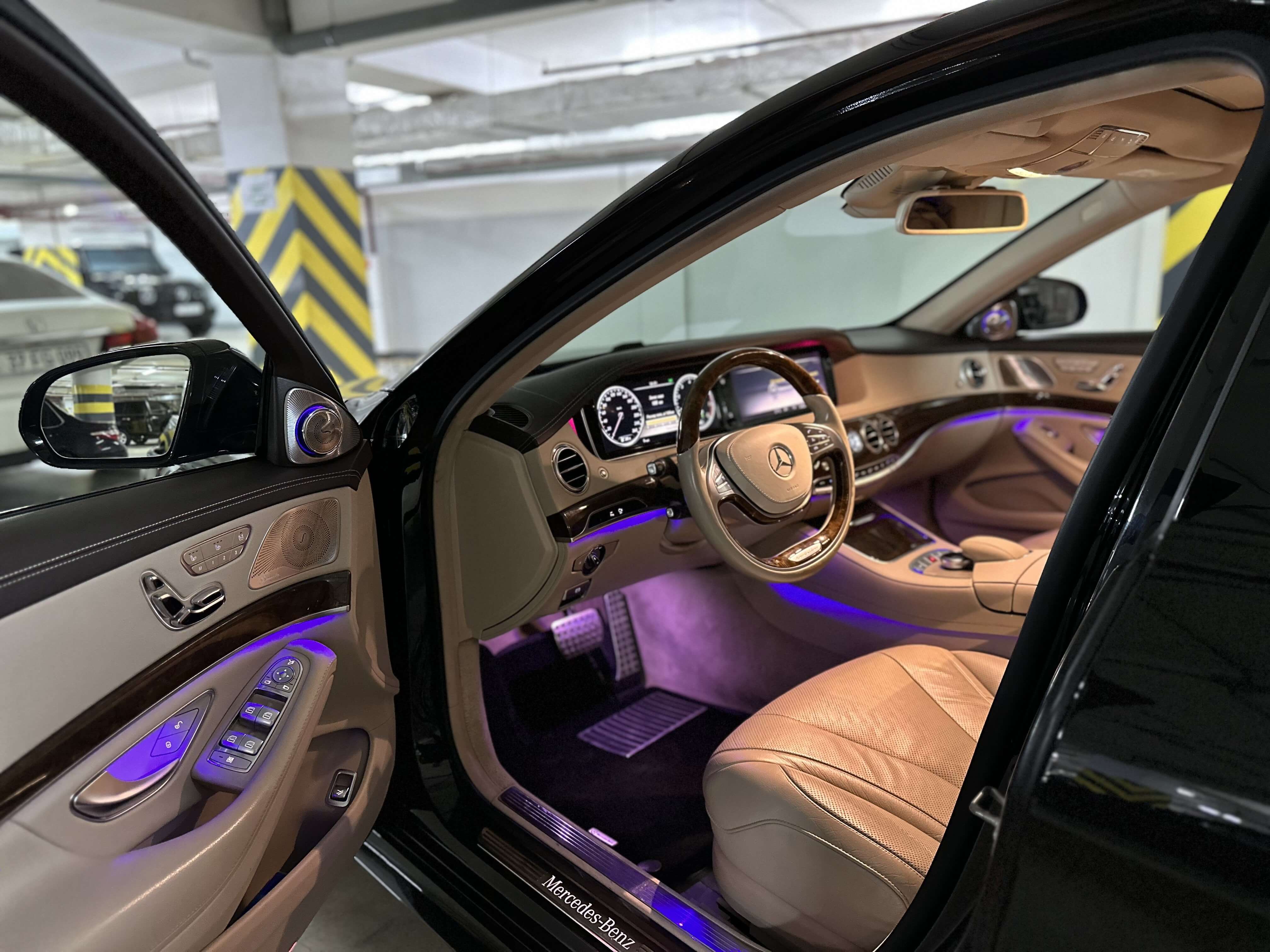 Black Mercedes-Benz S63, 2018