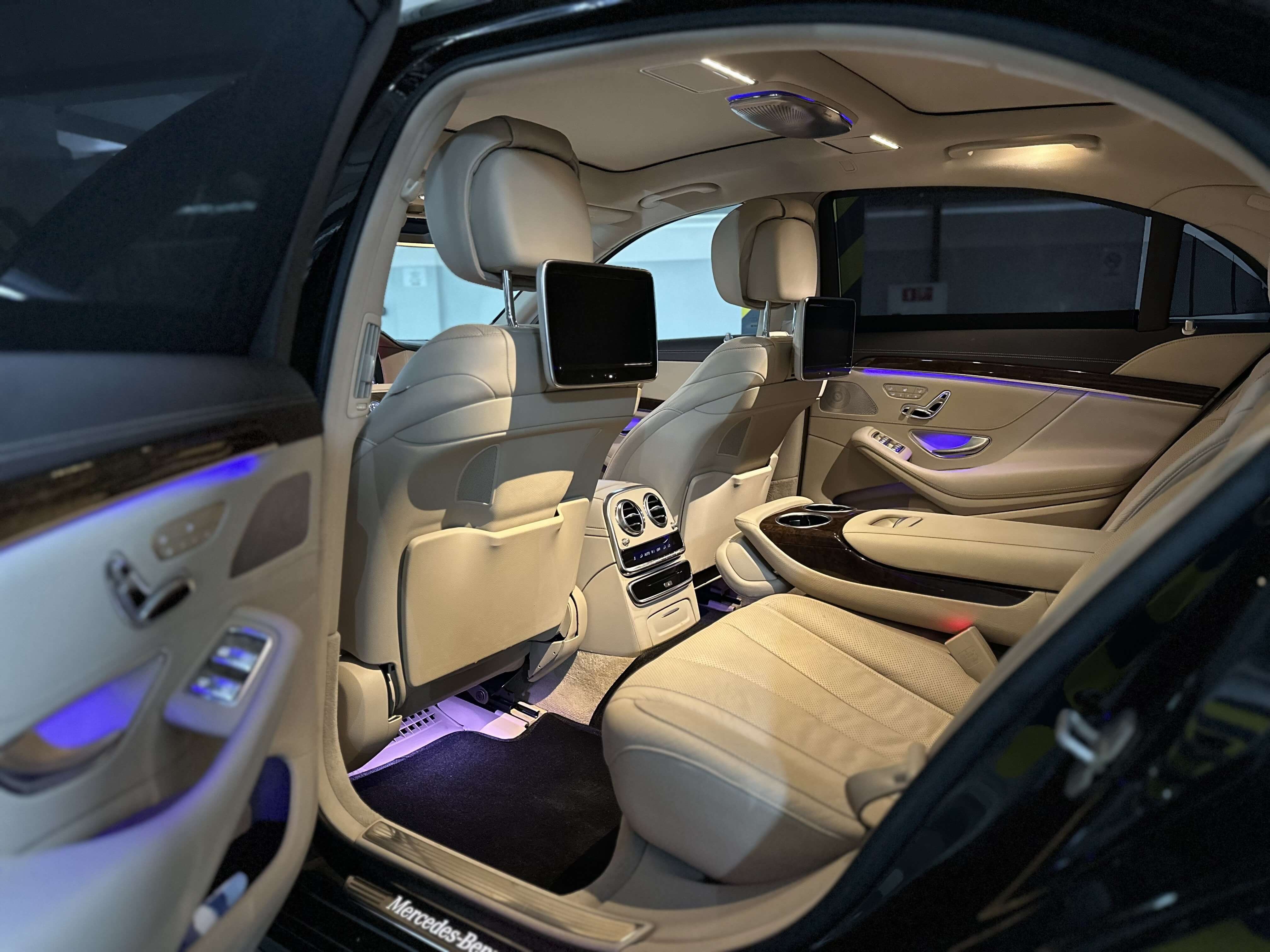 Black Mercedes-Benz S63, 2018